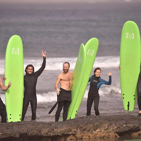 Single Fin Surf אכסניה *