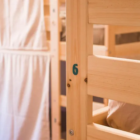 Single Fin Surf 旅馆 *