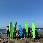 Single Fin Surf بيت شباب أرونا