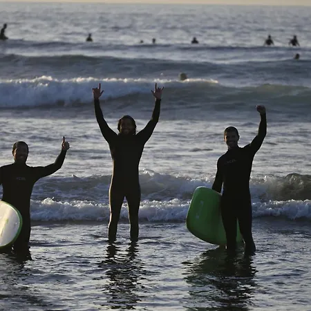 بيت شباب Single Fin Surf *
