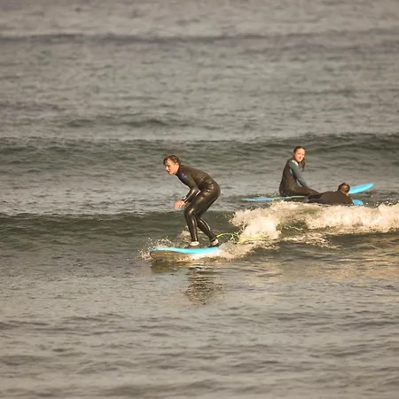 Single Fin Surf Hostel Arona (Tenerife)